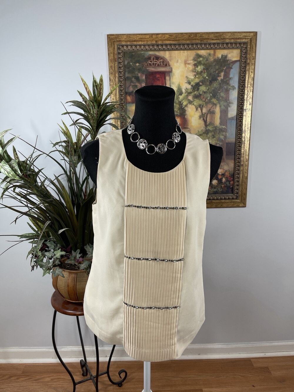 J.Crew Womens Size 6 Ivory‎ Pleated Beaded Sleeveless Shell Blouse Top.
